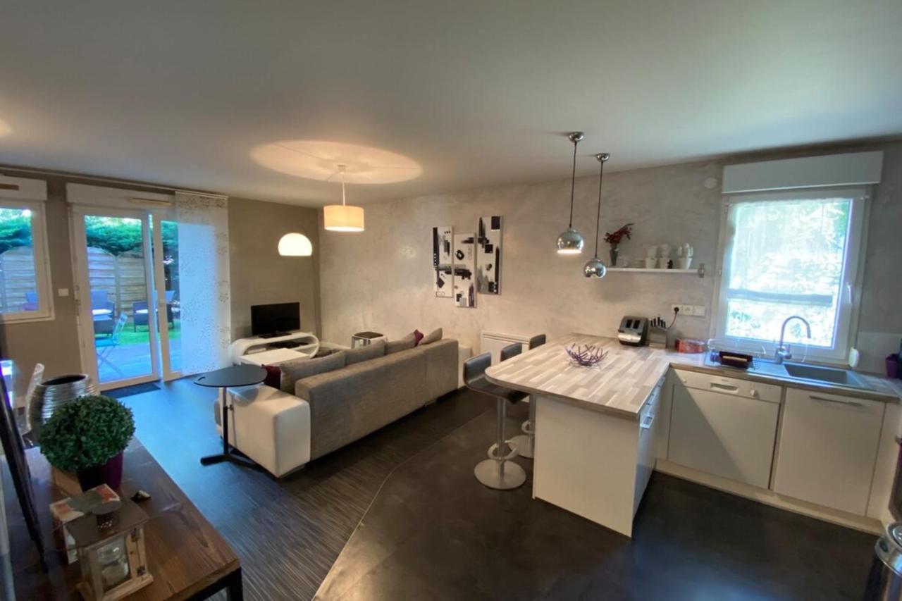 Bel Appartement Proche Tours Centre Bretonneau La Riche Kültér fotó